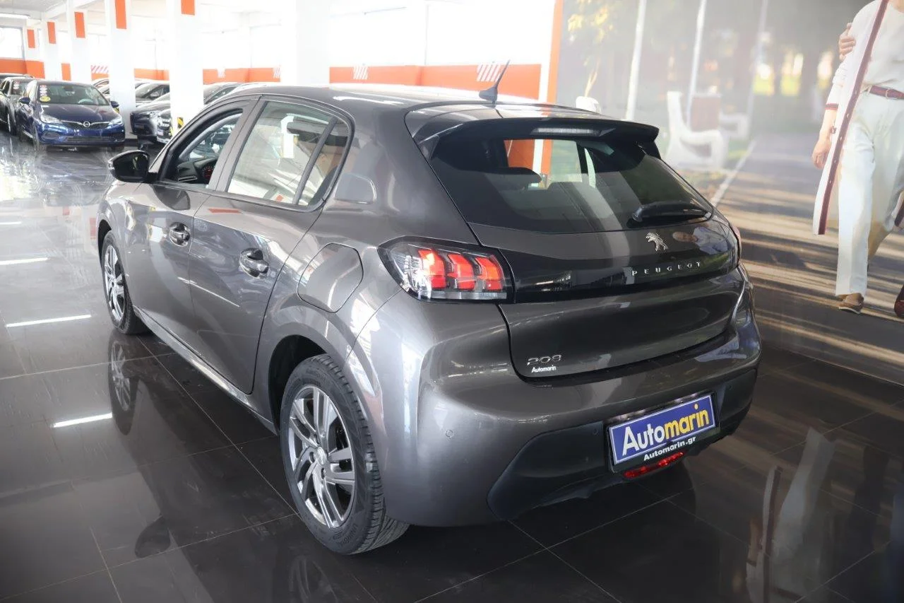 Peugeot 208 - View model 6