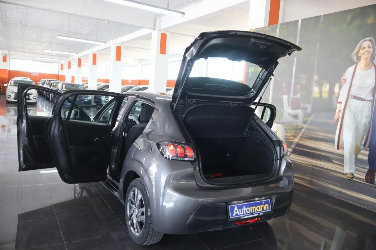 Peugeot 208 - View model 9