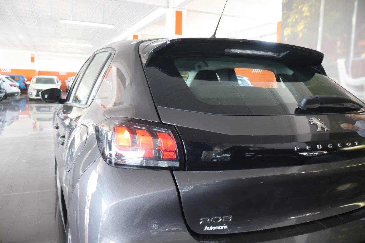 Peugeot 208 - View model 12
