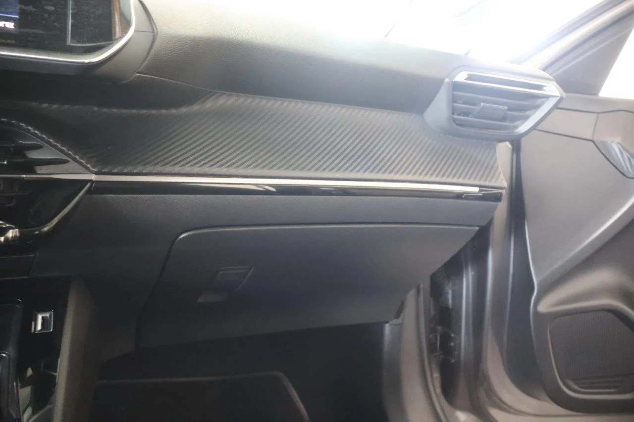 Peugeot 208 - View model 28