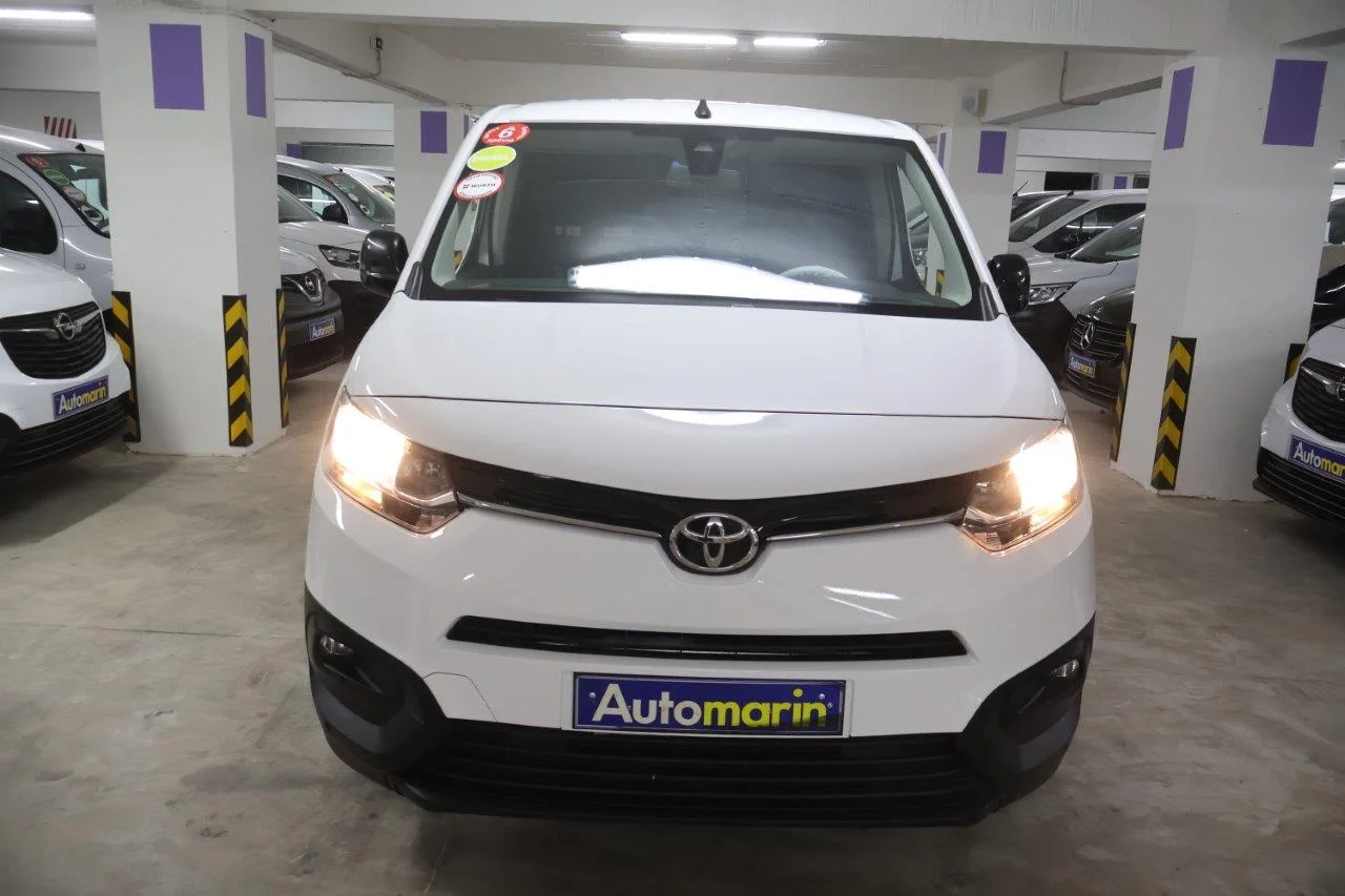 View 3 - Toyota Proace - 2022