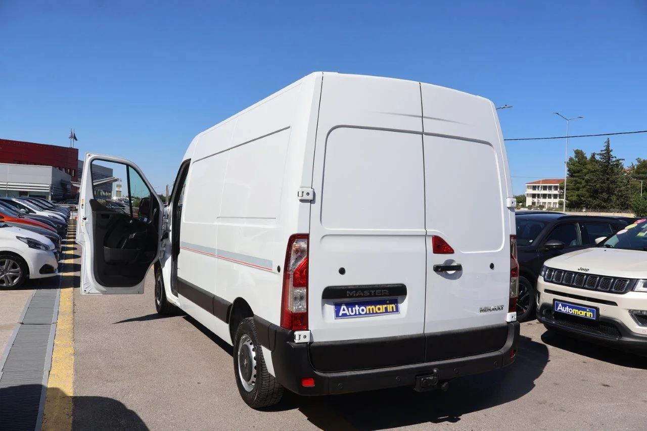 Renault Master - View model 8