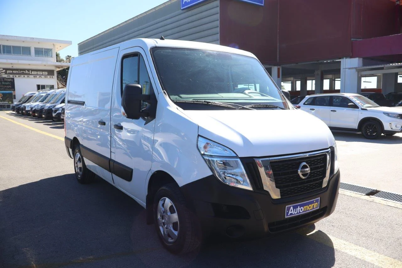 View 4 - Nissan NV 400 - 2020