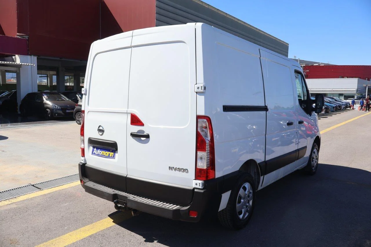 View 5 - Nissan NV 400 - 2020