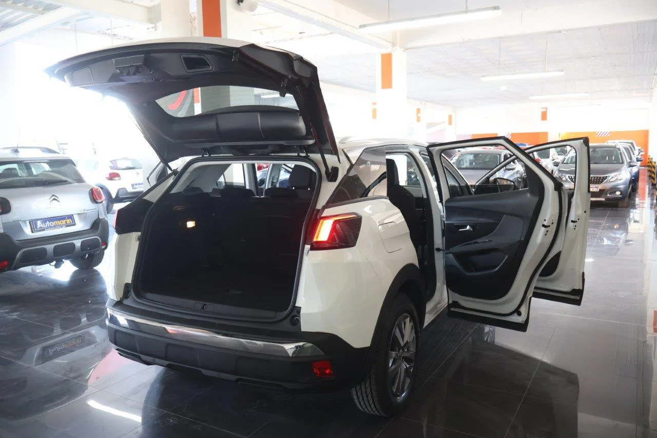 Peugeot 3008 - View model 7