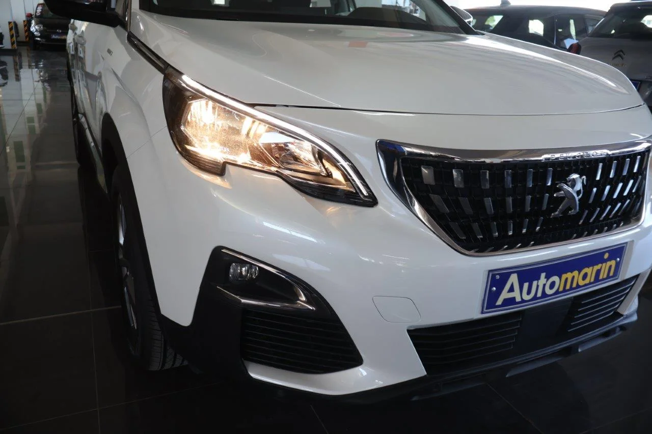 Peugeot 3008 - View model 17