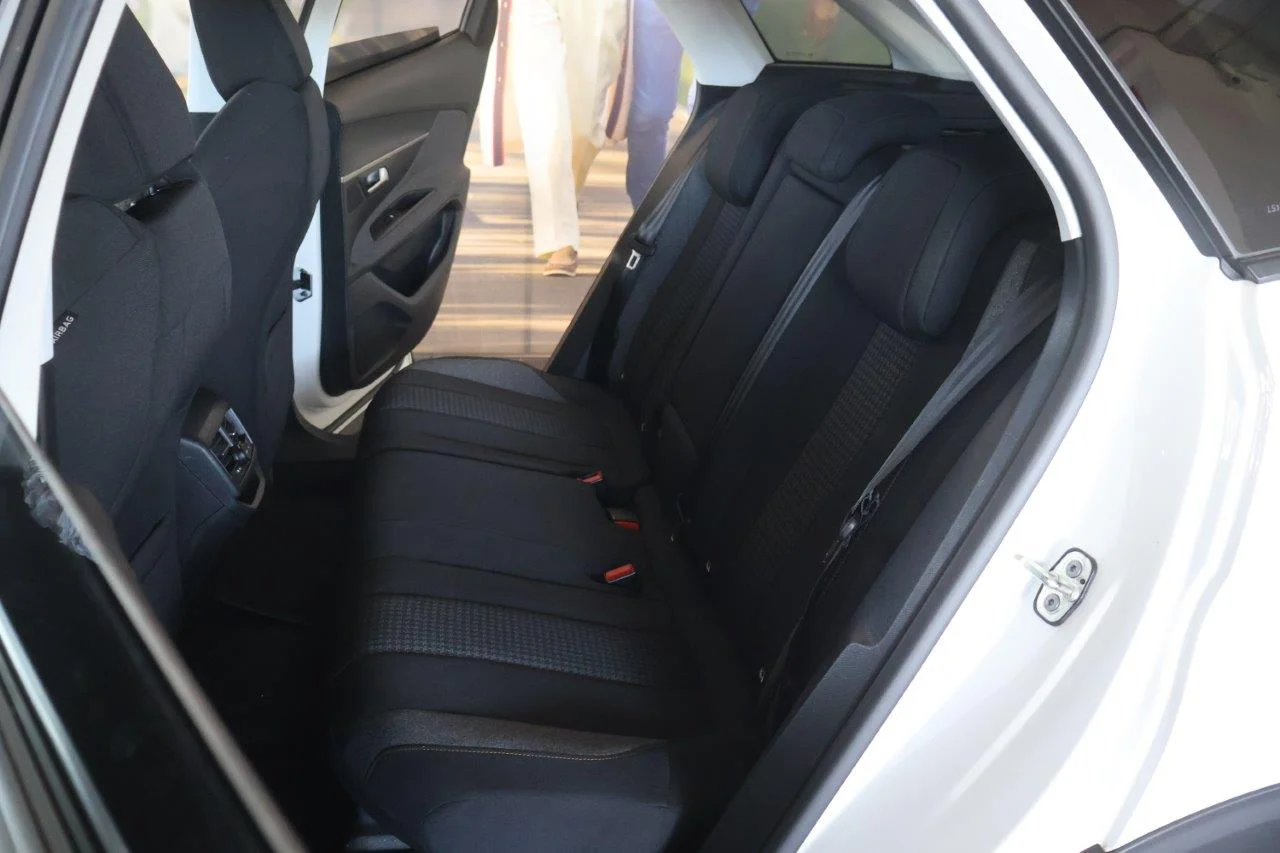 Peugeot 3008 - View model 25