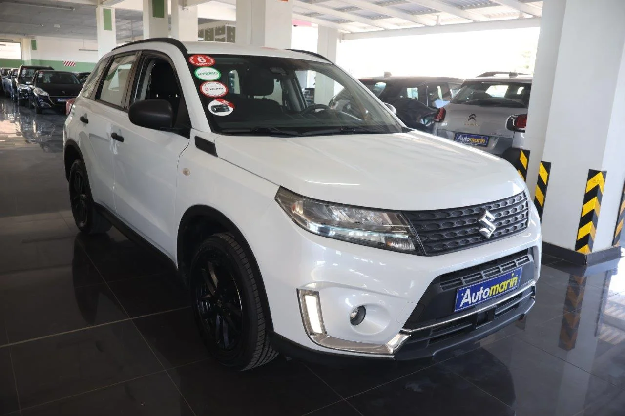 View 4 - Suzuki Vitara - 2020