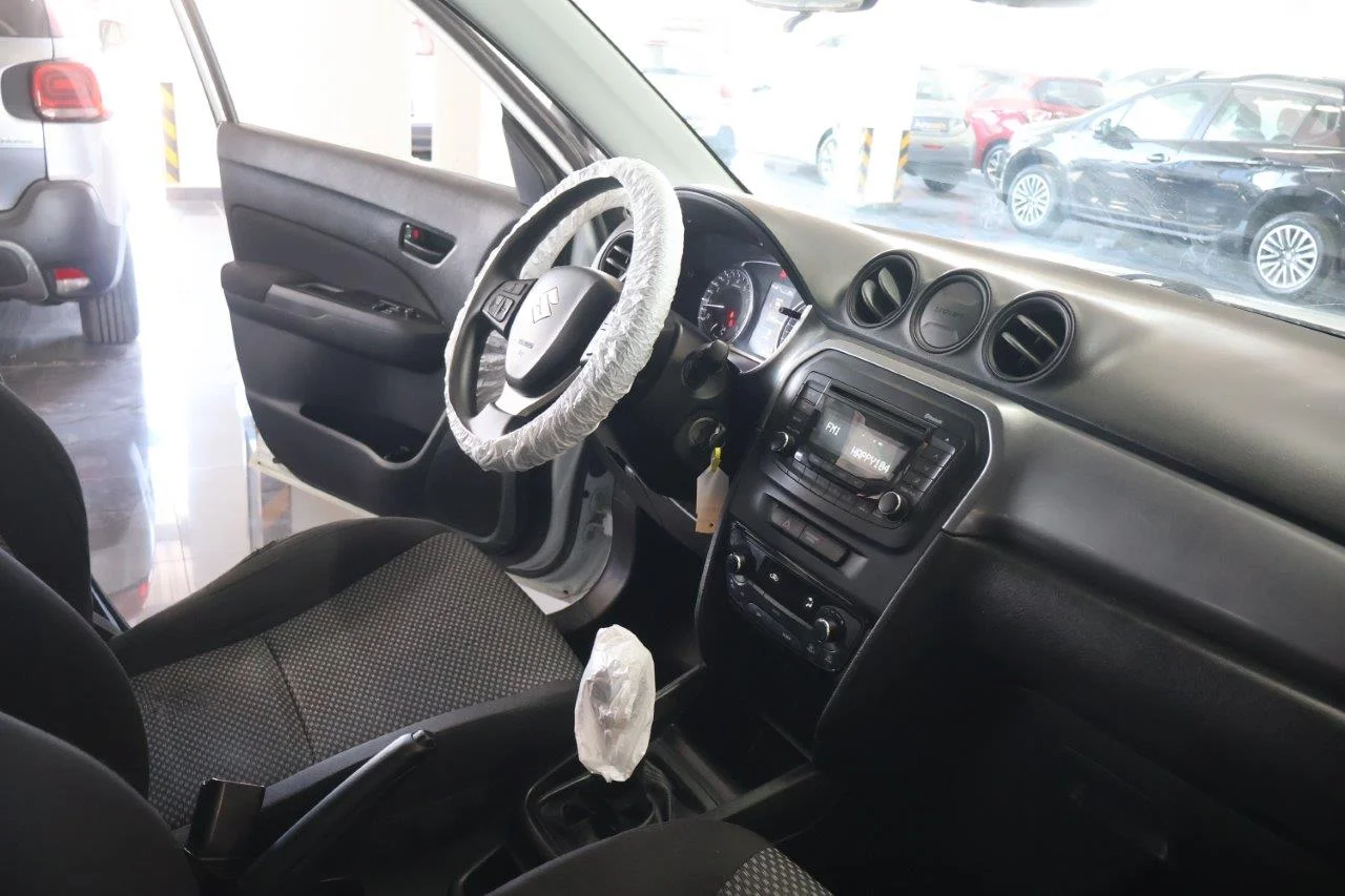 Suzuki Vitara - View model 30