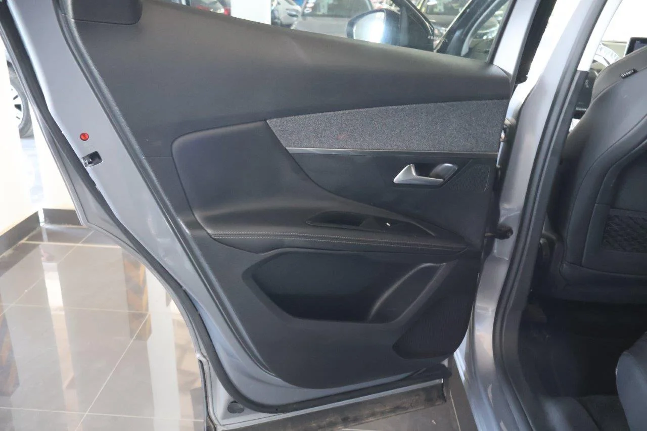Peugeot 3008 - View model 34