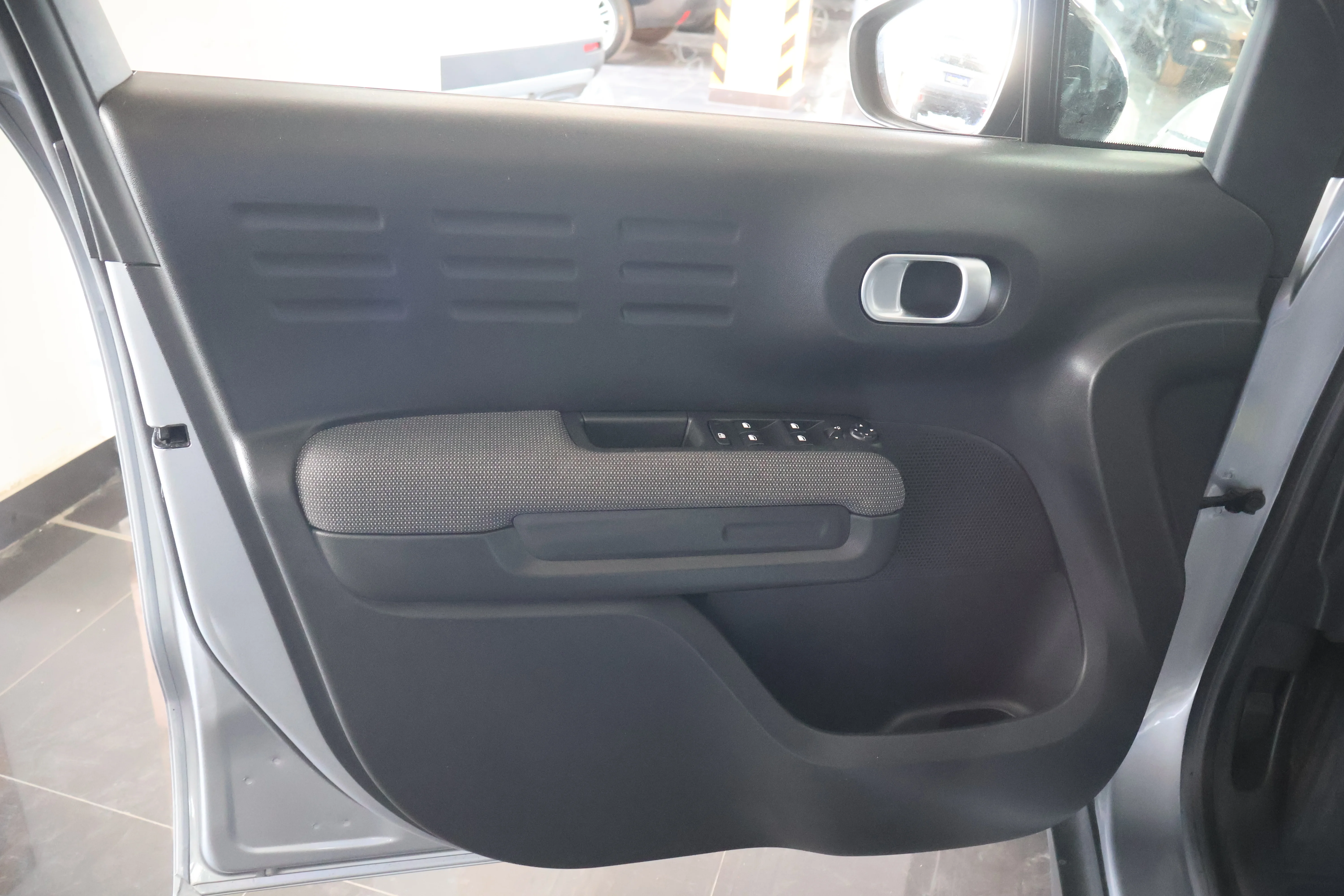 Citroen C3 Aircross - View model 35