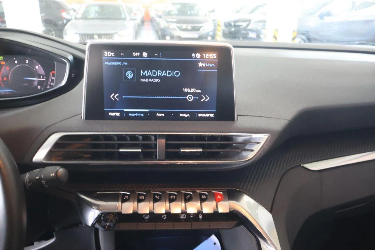 Peugeot 3008 - View model 27