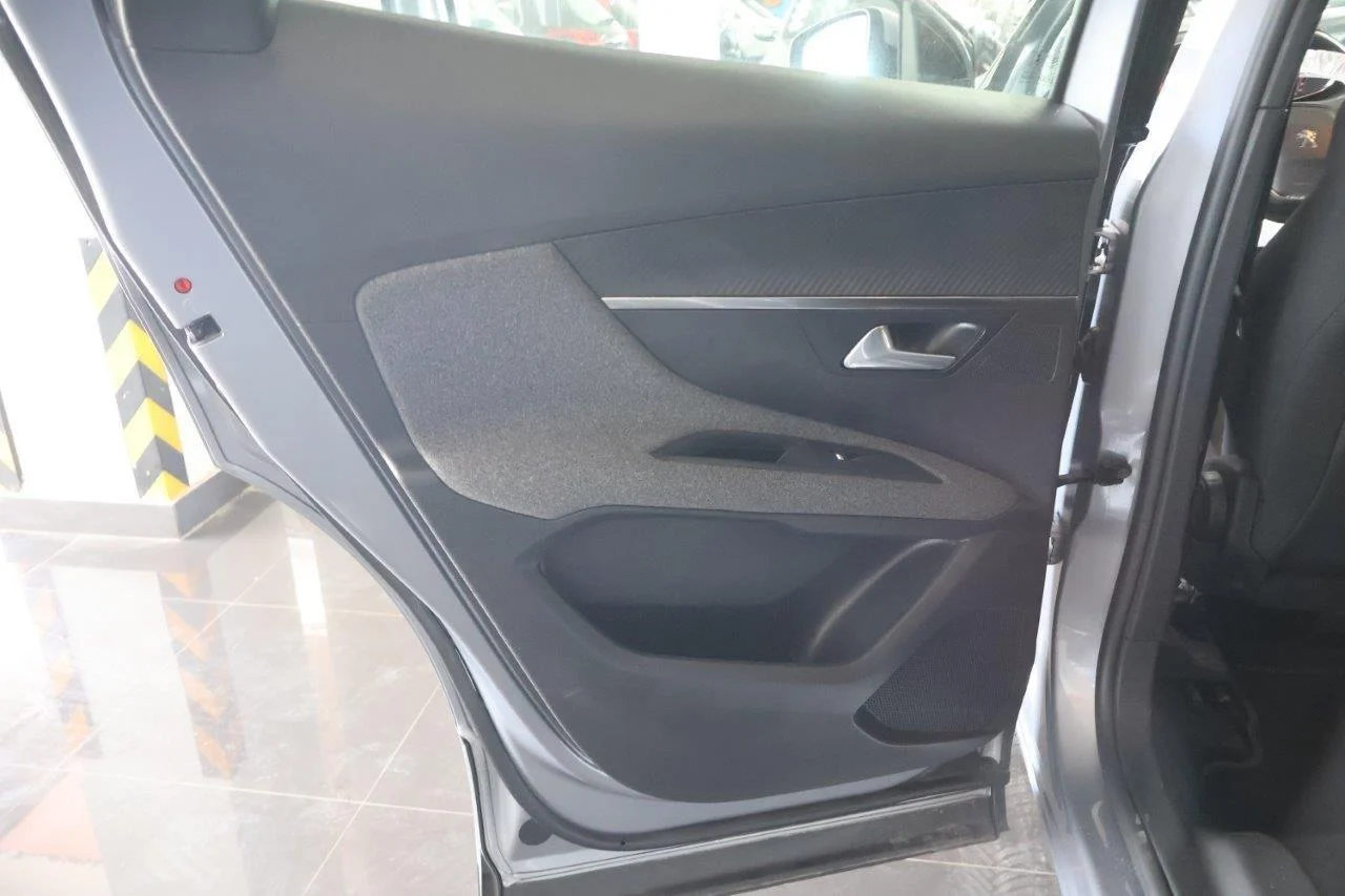 Peugeot 3008 - View model 31