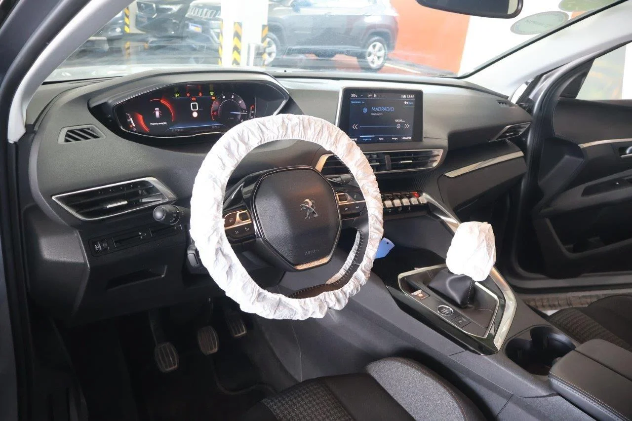 Peugeot 3008 - View model 33