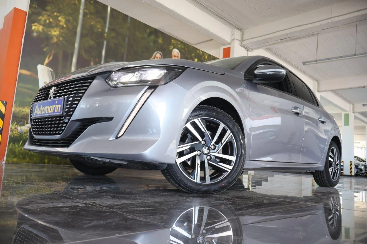 View 2 - Peugeot 208 - 2021