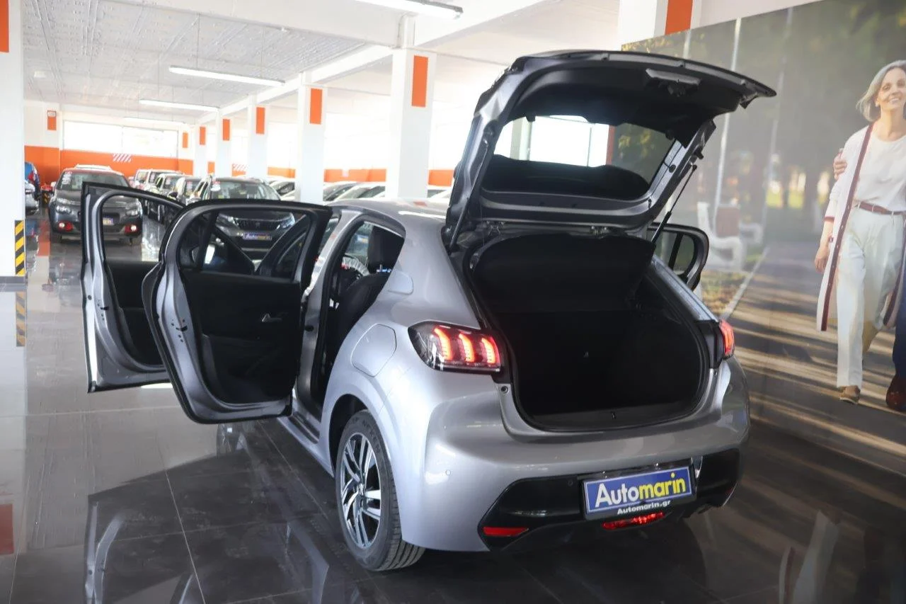 Peugeot 208 - View model 9