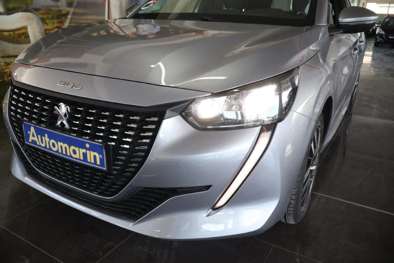 Peugeot 208 - View model 16
