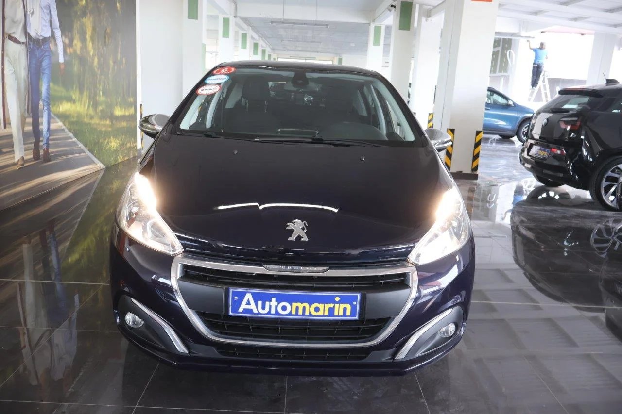 View 3 - Peugeot 208 - 2018
