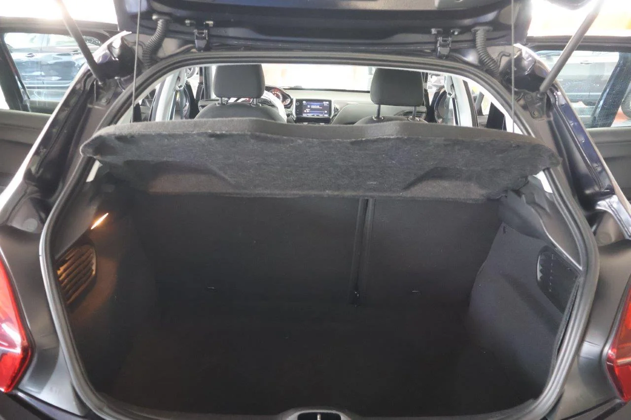 Peugeot 208 - View model 10