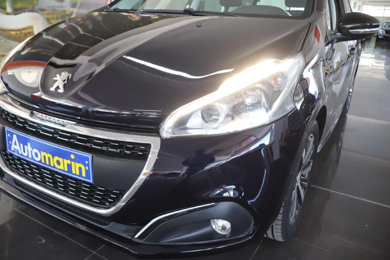 Peugeot 208 - View model 16