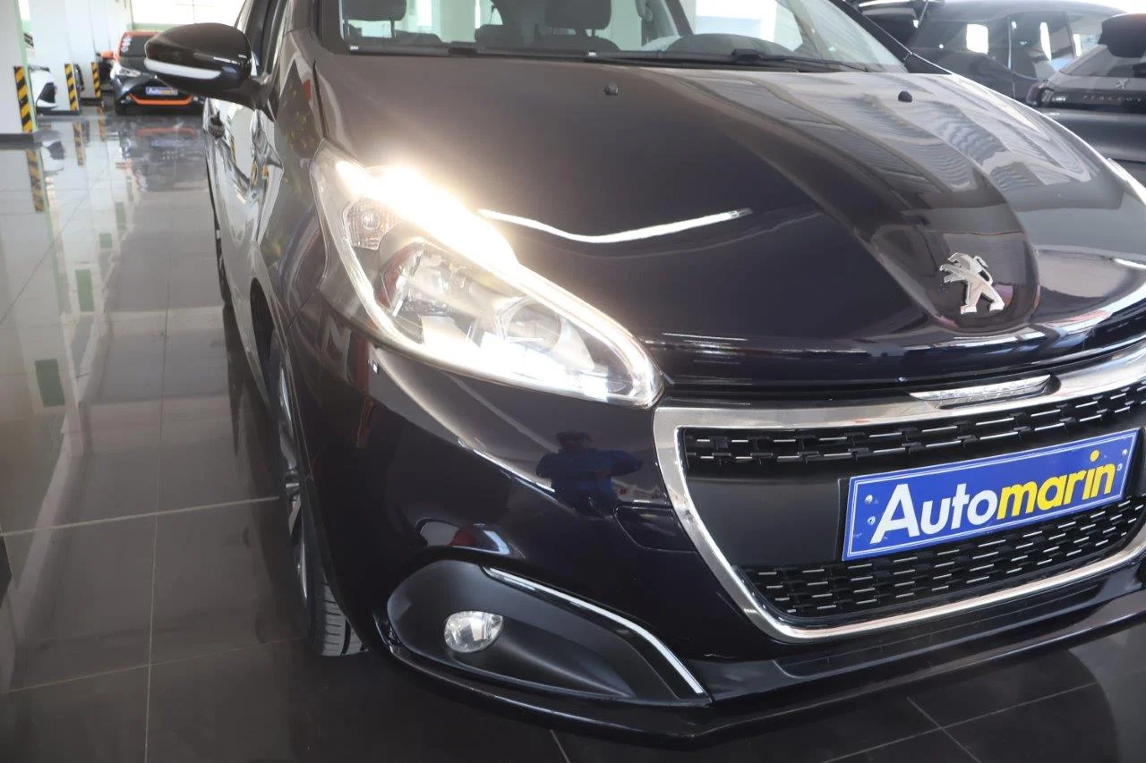 Peugeot 208 - View model 17