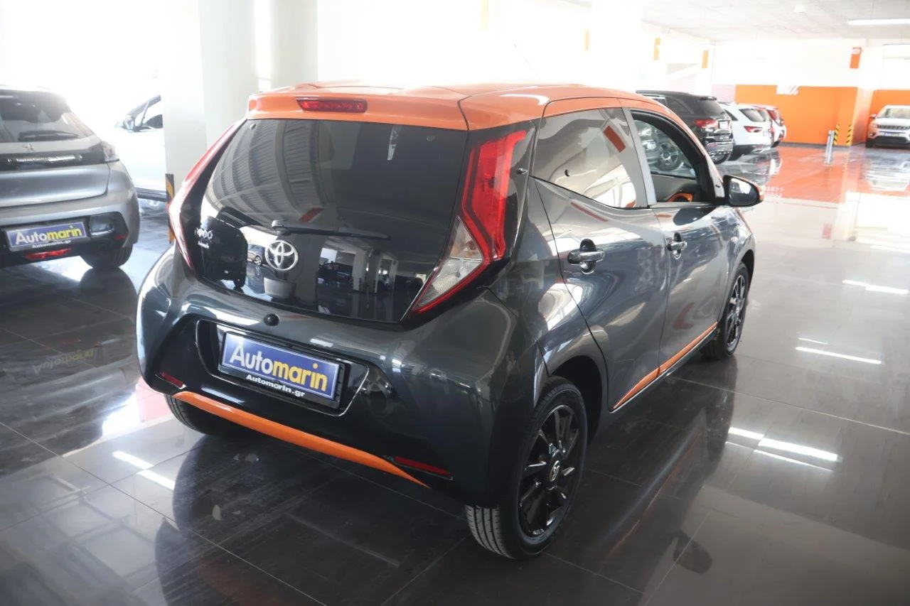 View 5 - Toyota Aygo - 2020