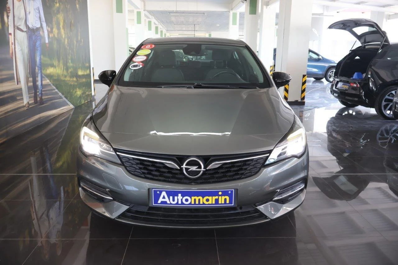 View 3 - Opel Astra - 2021