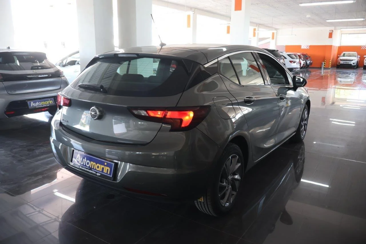 View 5 - Opel Astra - 2021