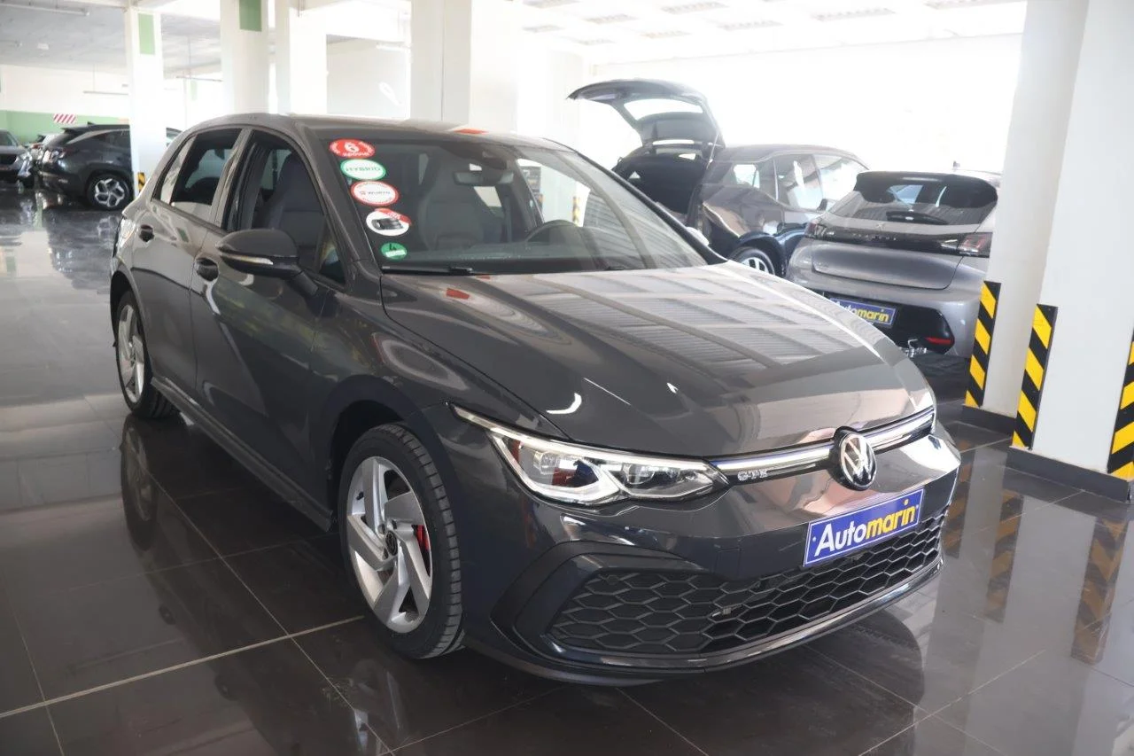 View 4 - Volkswagen Golf - 2022