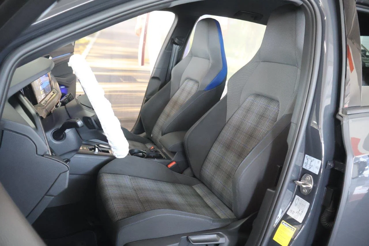 Volkswagen Golf - View model 24