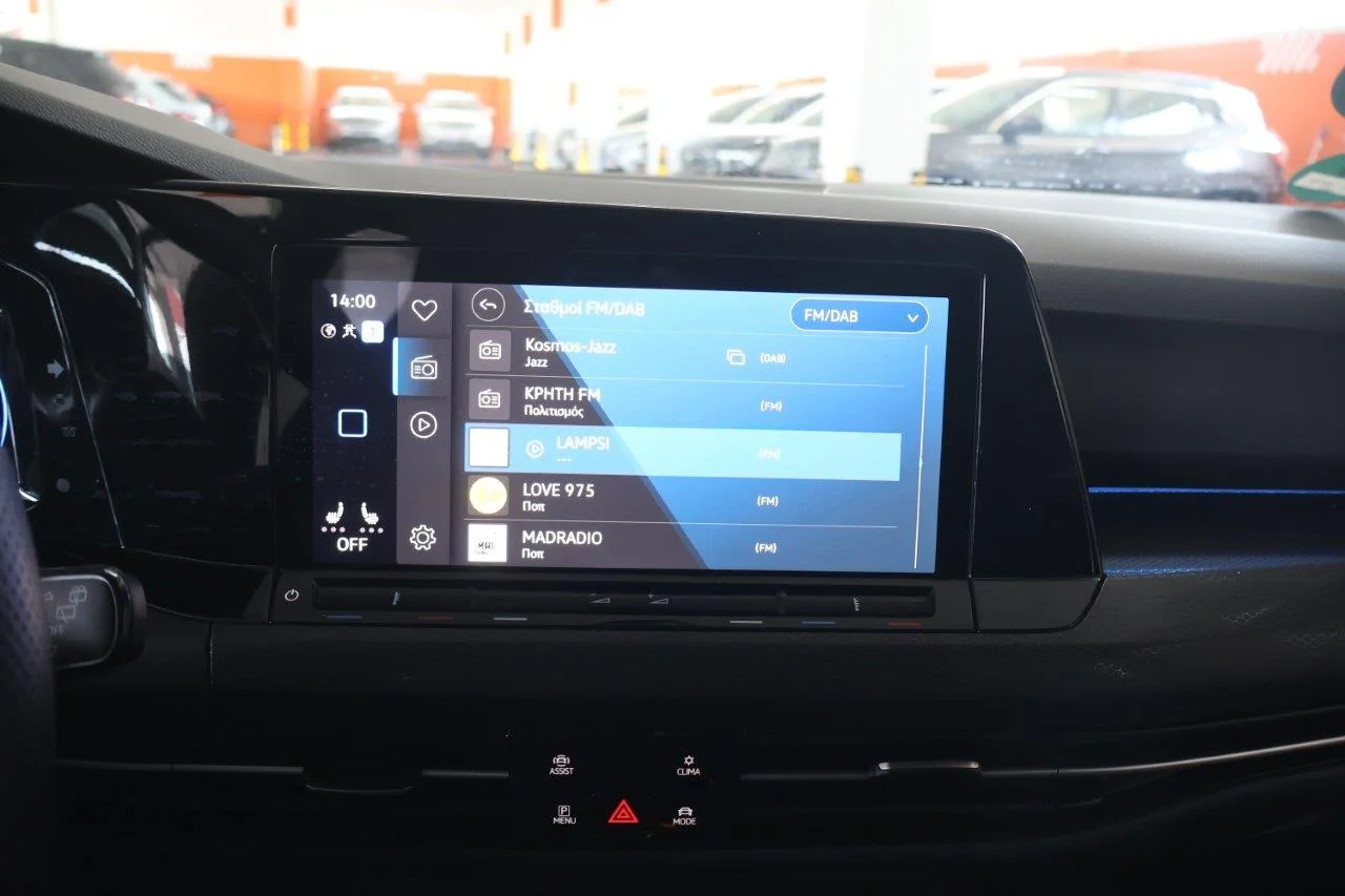 Volkswagen Golf - View model 30