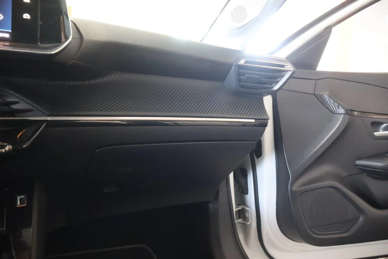 Peugeot 208 - View model 29