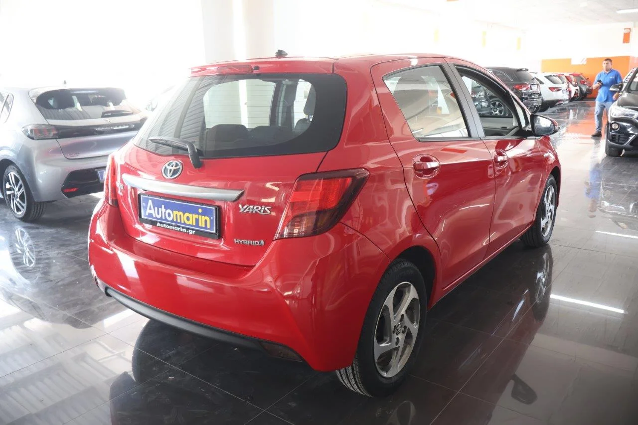 View 5 - Toyota Yaris - 2015