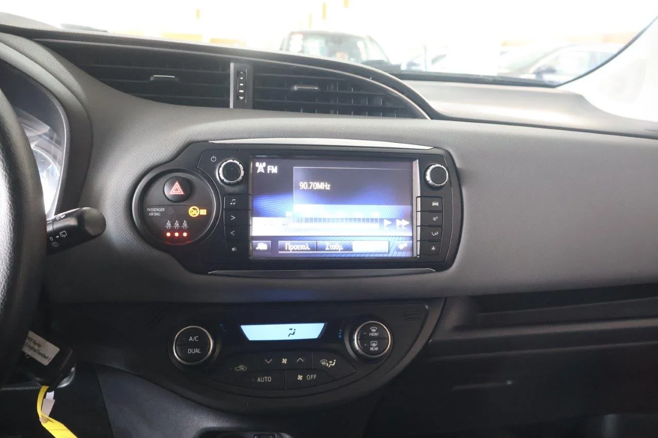 Toyota Yaris - View model 28