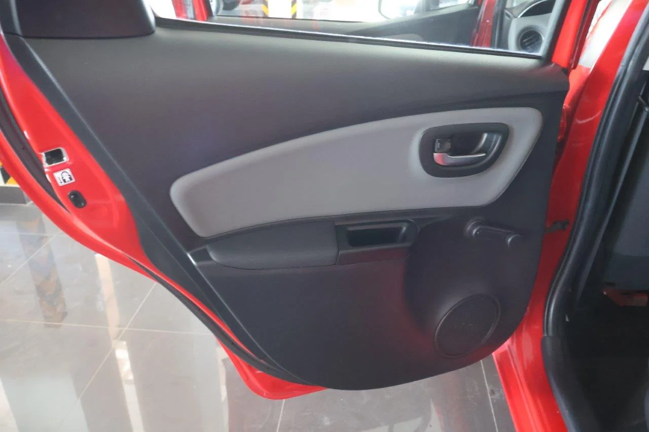 Toyota Yaris - View model 34