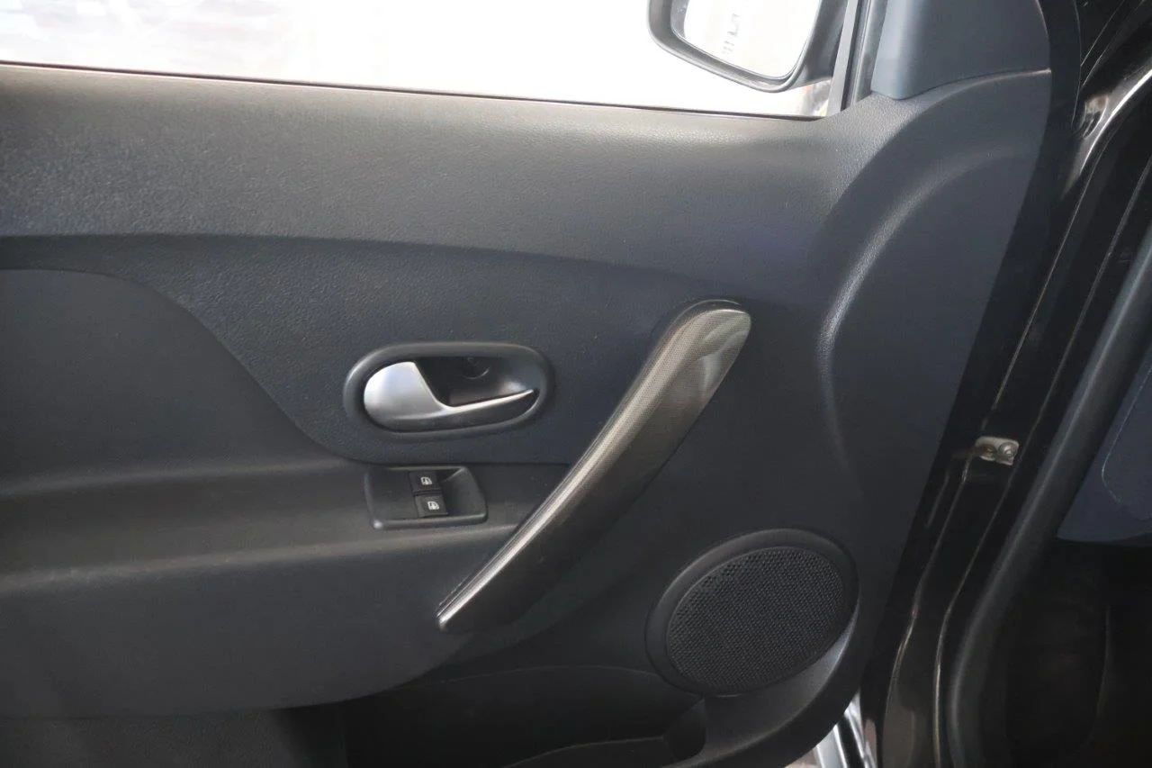 Dacia Sandero - View model 38