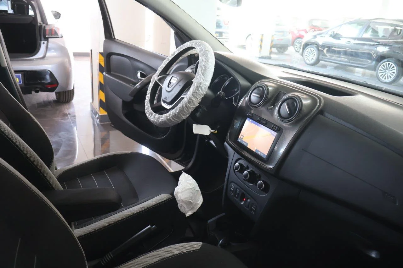 Dacia Sandero - View model 40