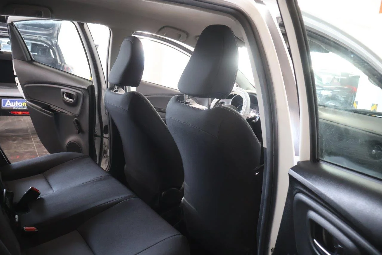 Toyota Yaris - View model 25