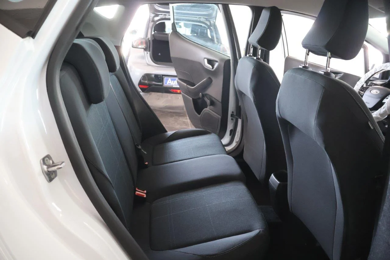Ford Fiesta - View model 27