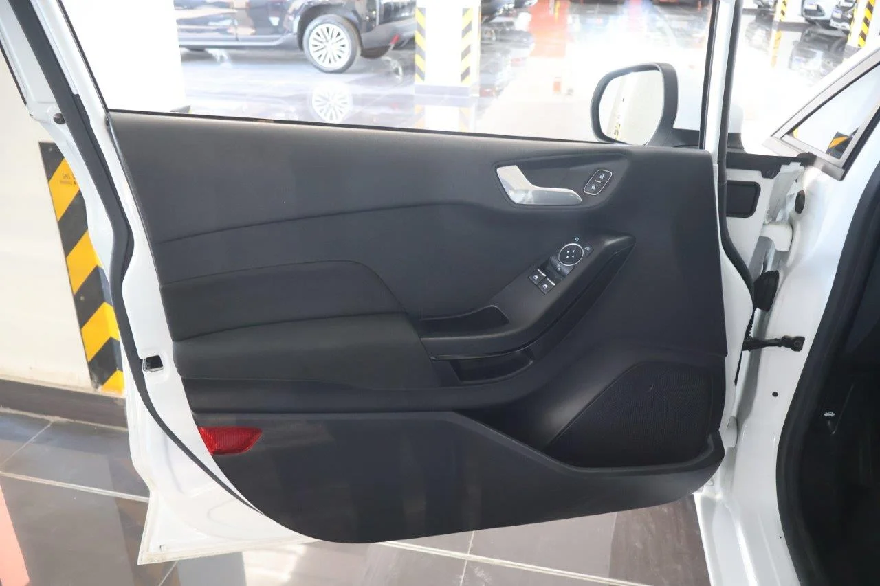 Ford Fiesta - View model 31