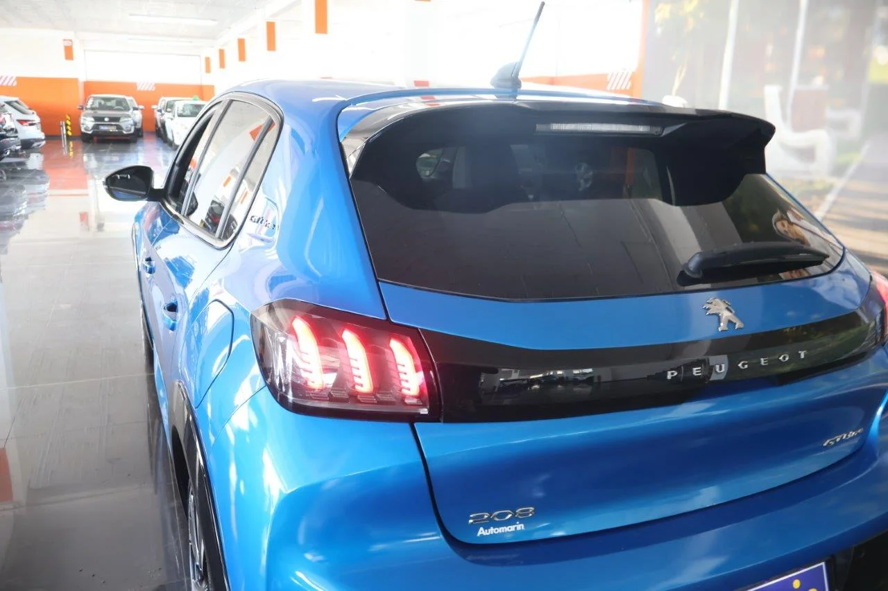 Peugeot 208 - View model 12