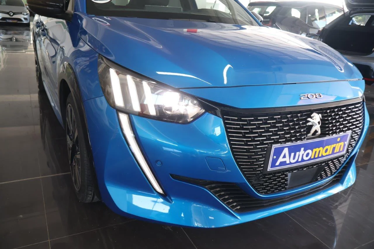 Peugeot 208 - View model 17