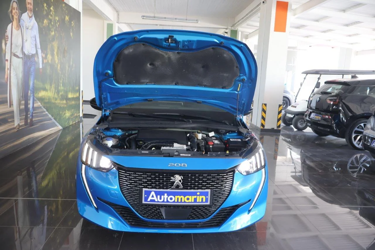 Peugeot 208 - View model 19