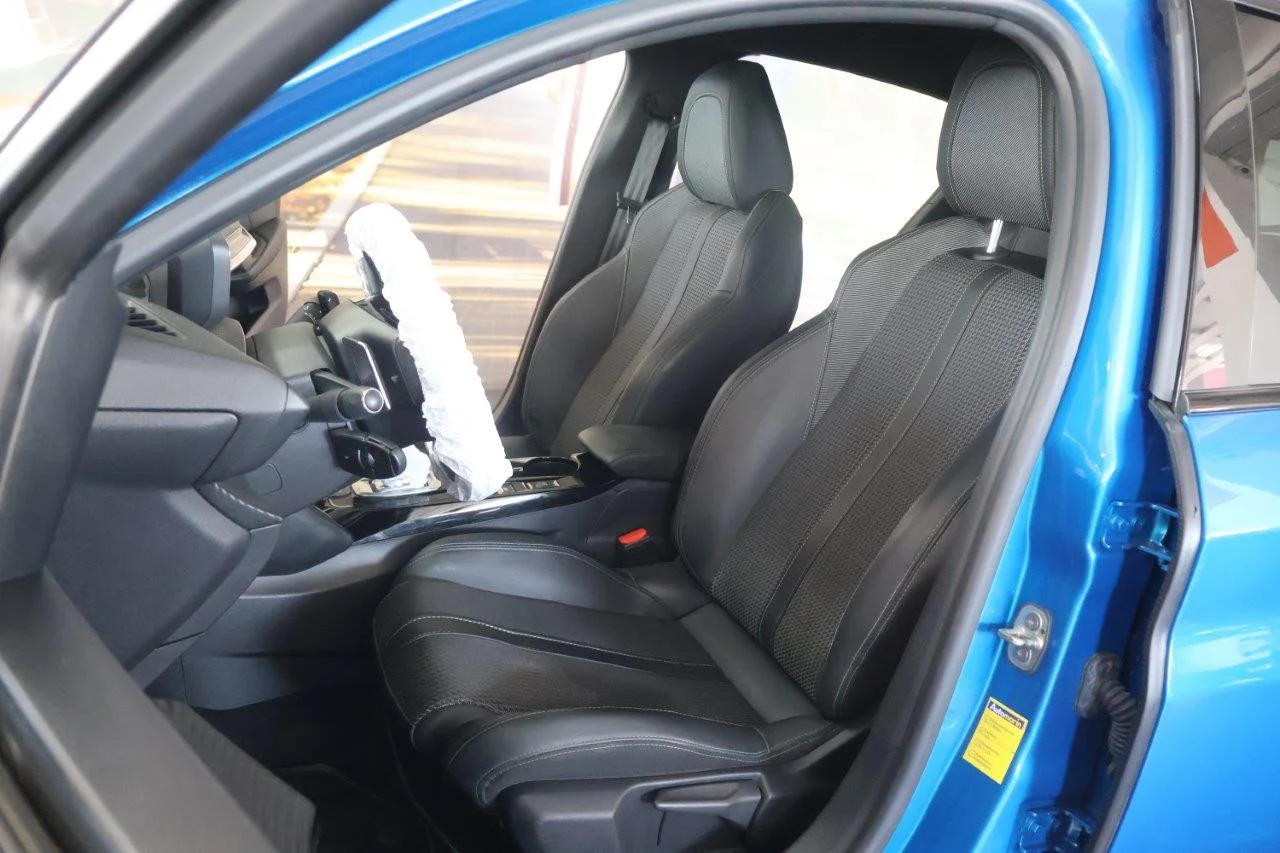 Peugeot 208 - View model 22