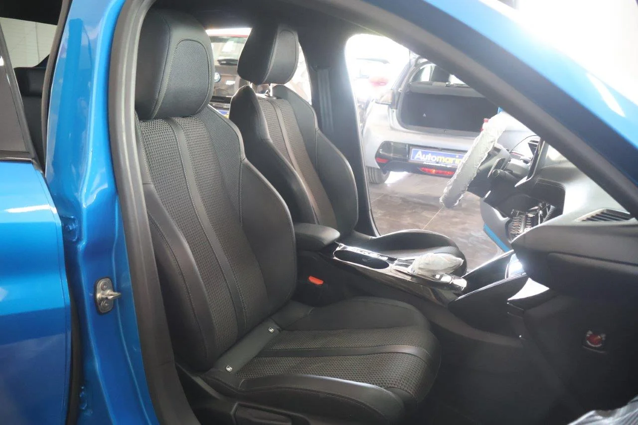 Peugeot 208 - View model 23