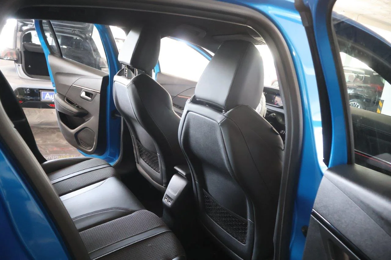 Peugeot 208 - View model 26