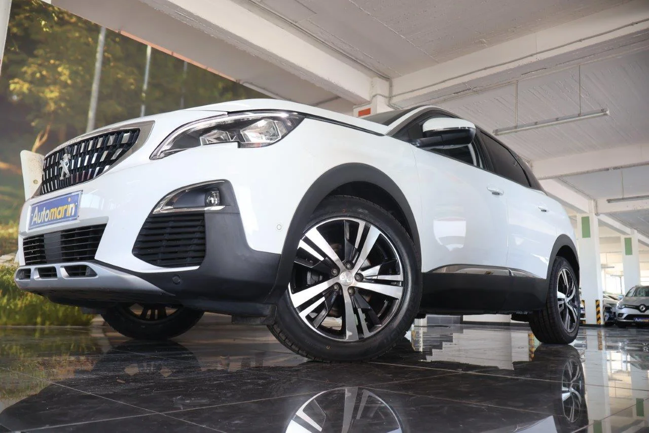 View 2 - Peugeot 3008 - 2020