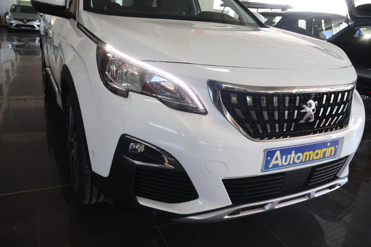 Peugeot 3008 - View model 18