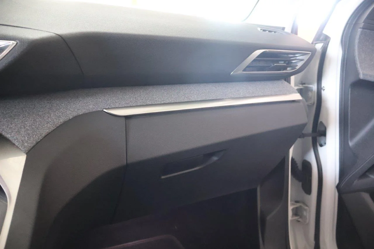 Peugeot 3008 - View model 34