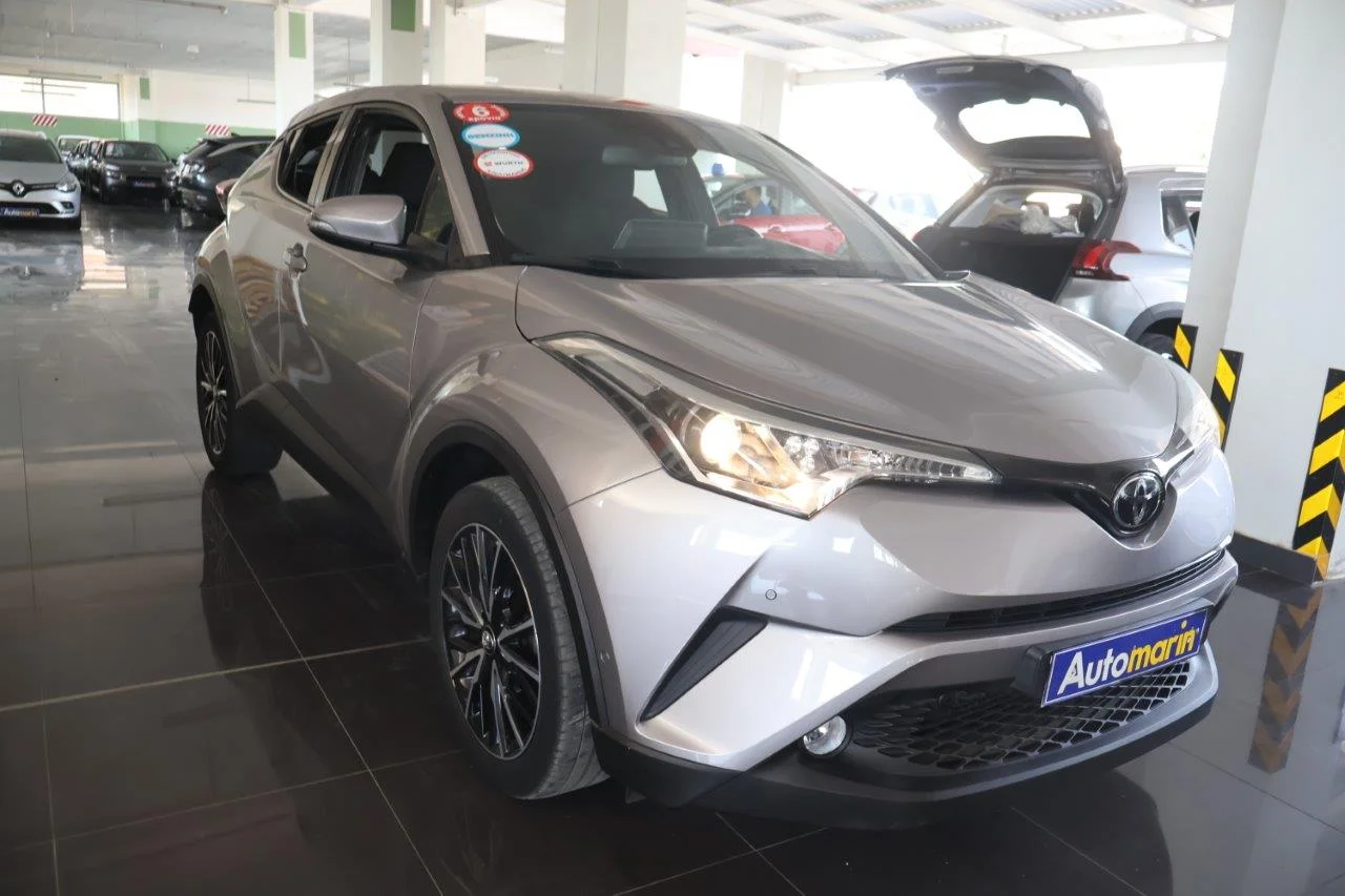 View 4 - Toyota C-HR - 2018